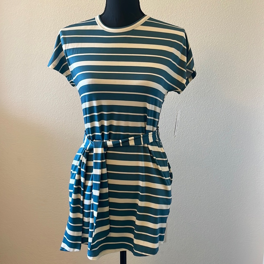 Lularoe Mitzi Tunic with sash